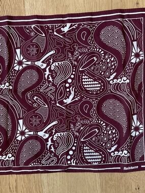 Finisterre printed handkerchief dark burgundy ecru NWOT organic cotton